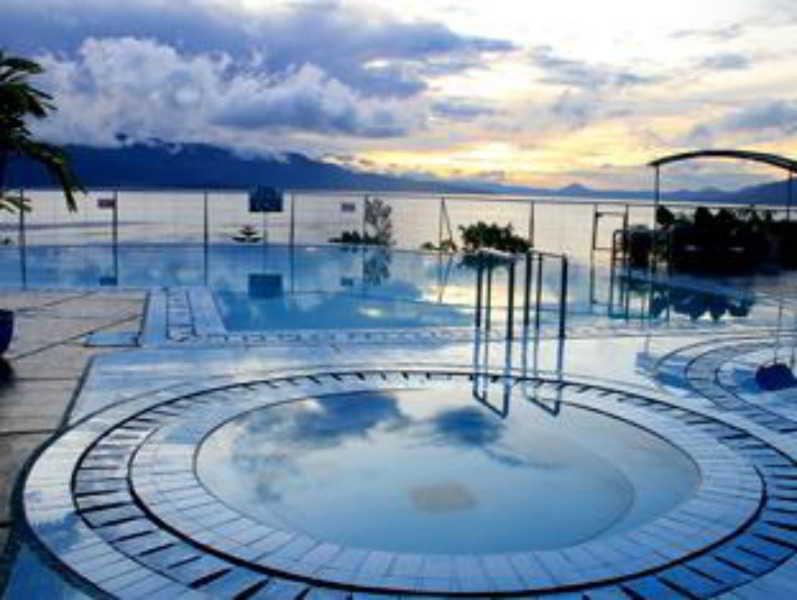Danau Toba International Cottage Parapat Buitenkant foto