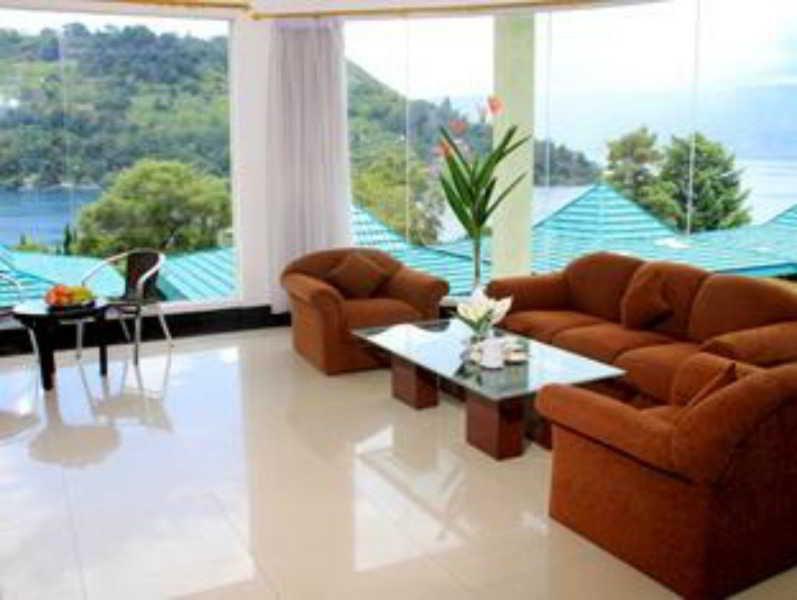 Danau Toba International Cottage Parapat Buitenkant foto